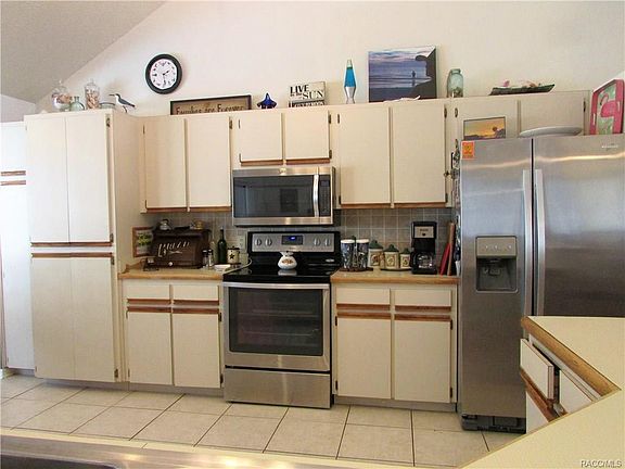 3rd image of 111 S Highview Ave