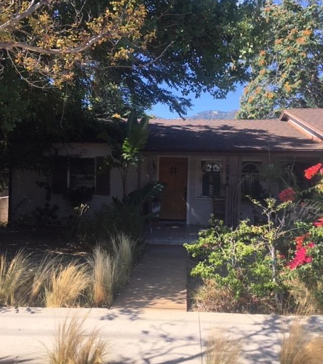 1st image of 2944 Montrose Ave