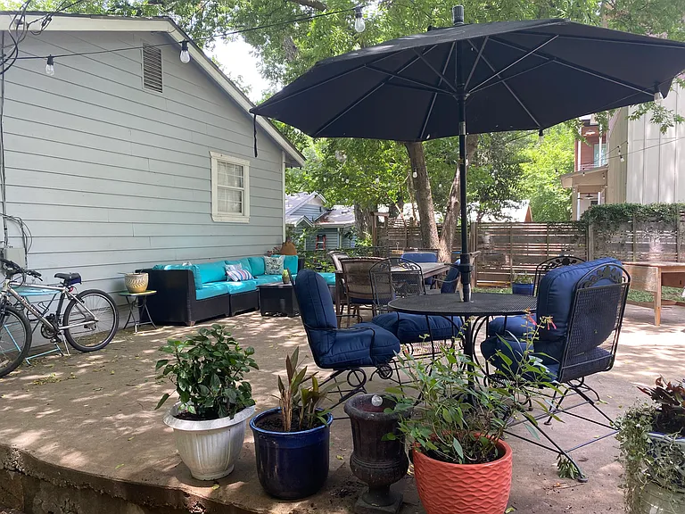 1804 Holly St — Photo 9
