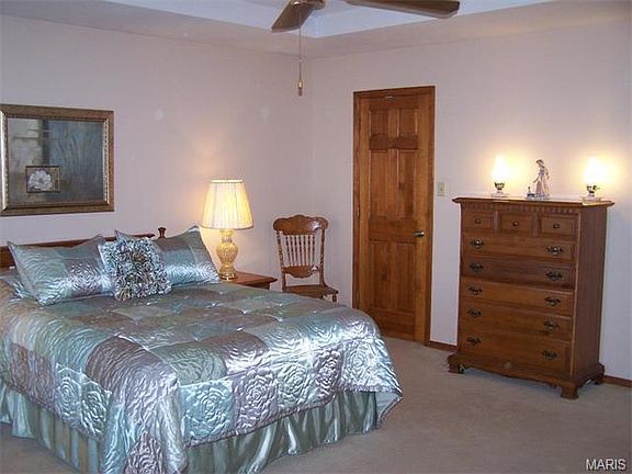 4th image of 4733 Oakridge Park Dr