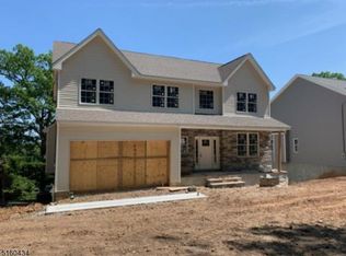 153 Interhaven Ave, North Plainfield, NJ 07060