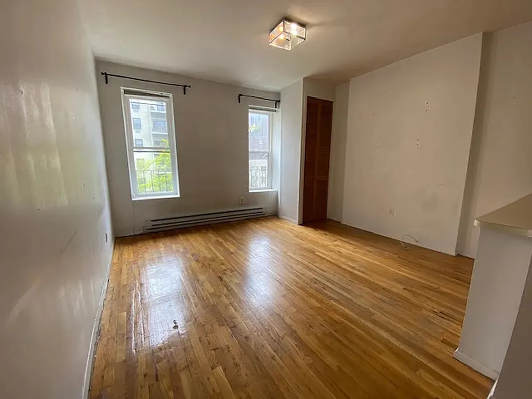 765 Washington Street — Photo 2