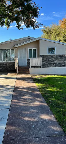 922 W Grand Blvd Photo 1