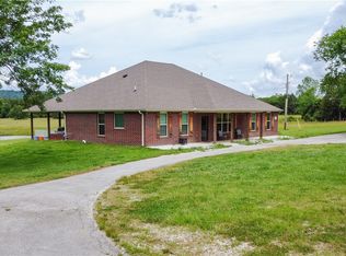 11369 Colcleasure Rd, Fayetteville, AR 72701