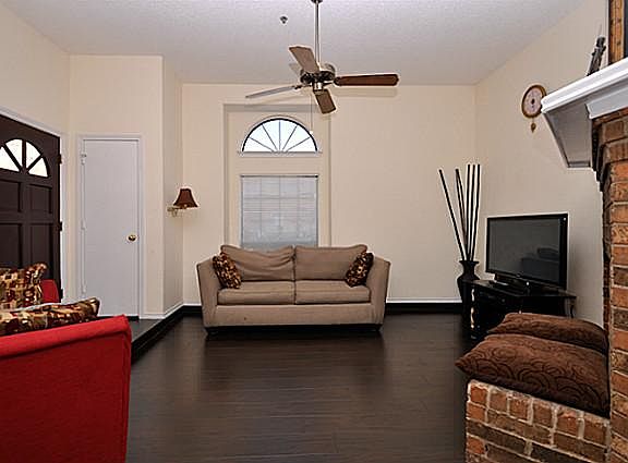 5th image of 3500 E Park Blvd APT 2104