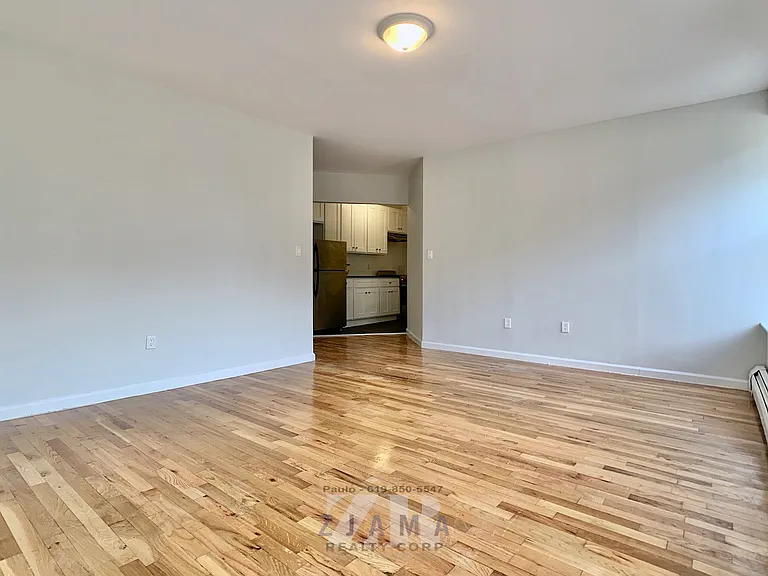 142 Saint Pauls Pl #3G — Photo 2