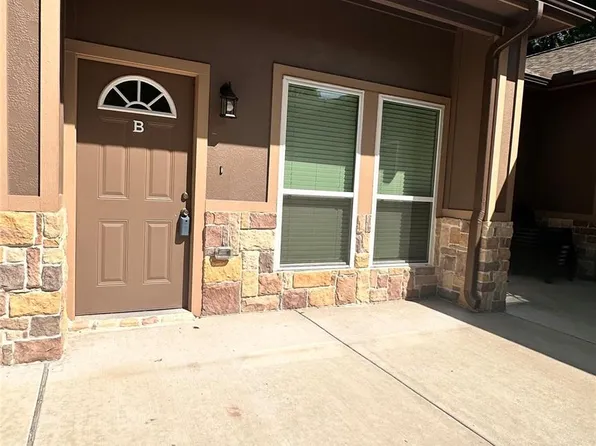 8310 Williamsdell St, Houston, TX 77088