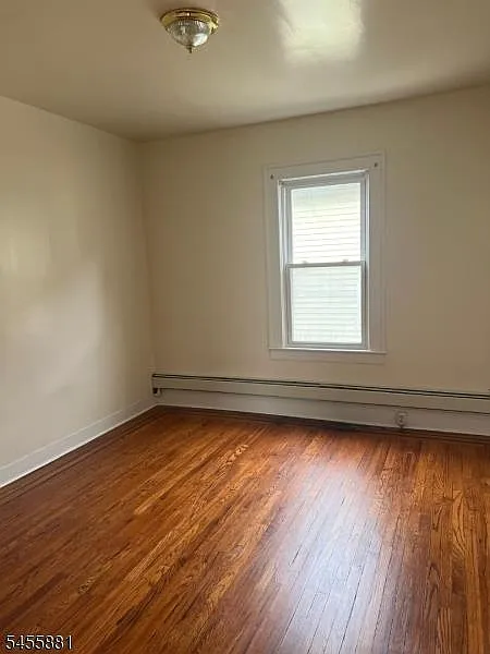 3 bed, 1.0 bath, $2,200 — Photo 1