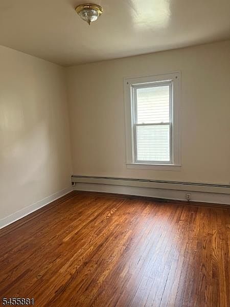 1st image of 333 E 22nd St APT 3