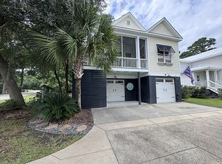 35 Oyster Pearl Ct, Pawleys Island, SC 29585