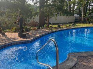 115 Stillwells Corner Rd, Freehold, NJ 07728