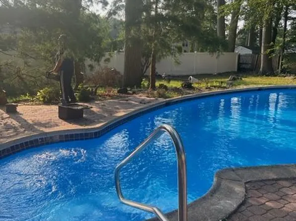 115 Stillwells Corner Road, Freehold, NJ 07728