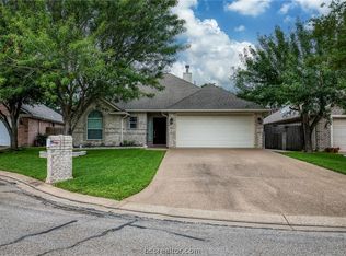 4205 Colchester Ct, College Station, TX 77845