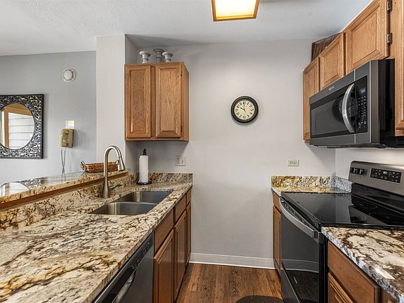5th image of 100 S Park Avenue UNIT W209