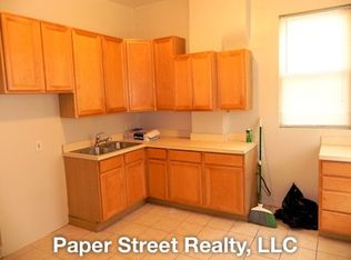 2817 W Congress Pkwy #1, Chicago, IL 60612