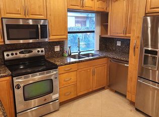 7576 Sierra Ter E, Boca Raton, FL 33433