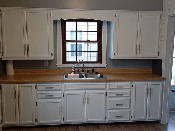 5th image of 224 Parkgate Ave