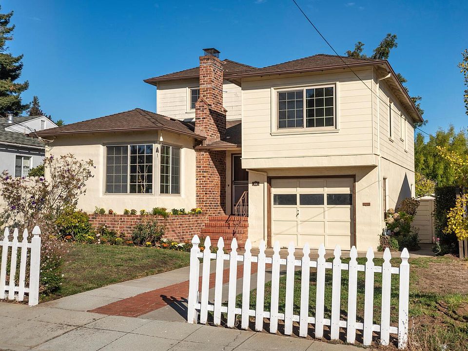 1st image of 550 29th Ave