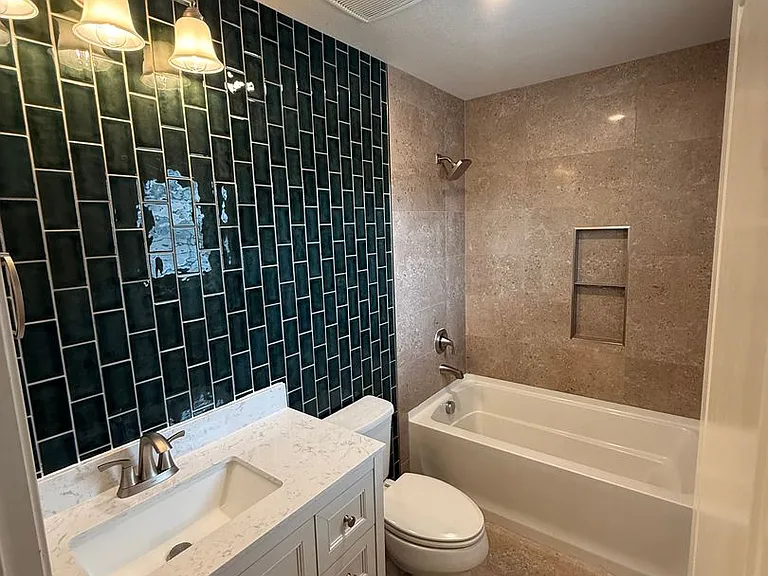 9941 Del Surf Ln — Photo 10