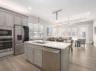 7484 Gramercy Cir, West Bloomfield, MI 48322