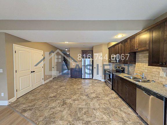 5th image of 3839 NW 94th St