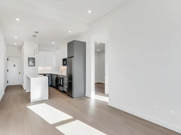 19 Wyckoff Street 10E image 1 of 7