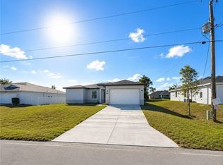 3113 58th St W, Lehigh Acres, FL 33971