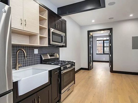 2nd image of 150 Meserole St #2L
