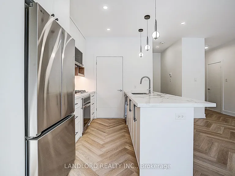 1146 Broadview Ave #4 — Photo 25
