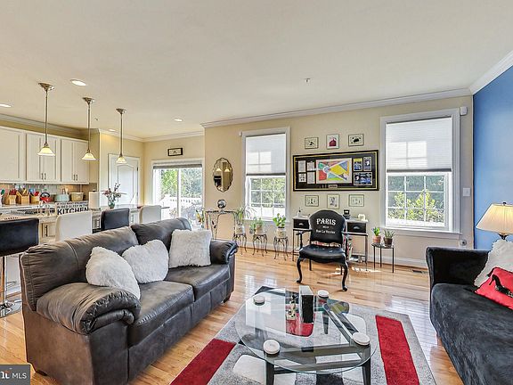 5th image of 3906 Fox Meadow Way