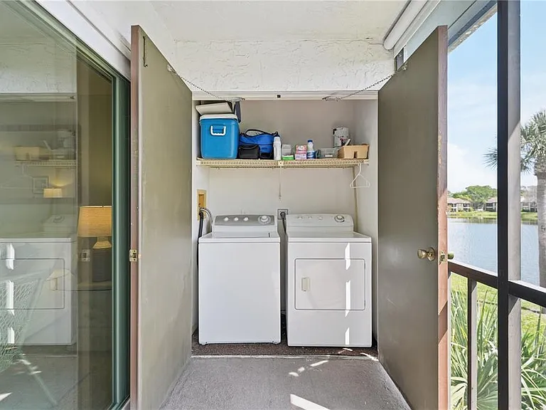 240 Cypress Ln #240 — Photo 27