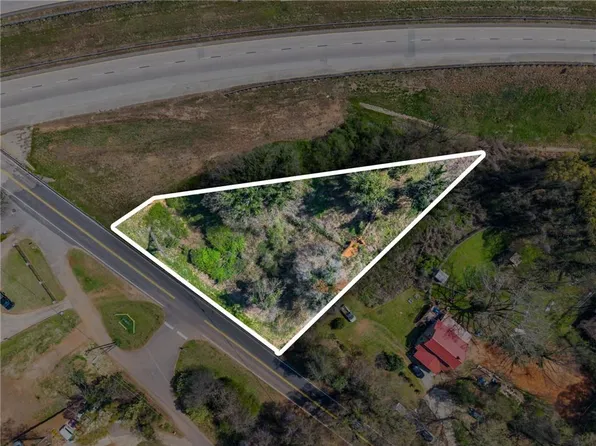 2046 Old Cornelia Hwy #33, Gainesville, GA 30501