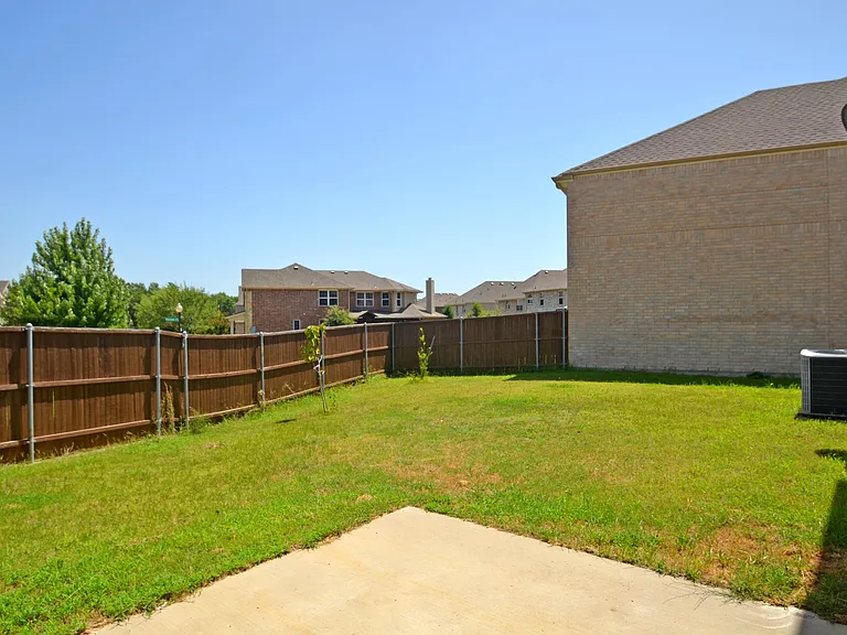 6504 Hickory Hill Dr — Photo 15