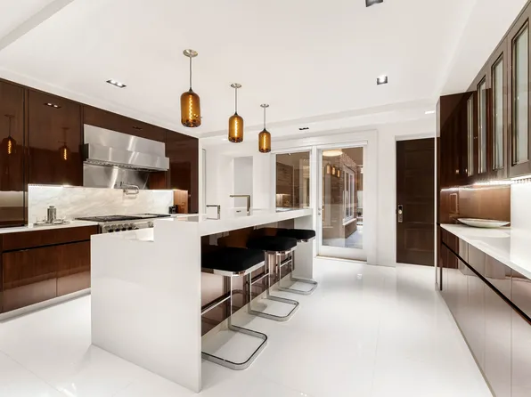 46 East 66th Street image 10 of 44