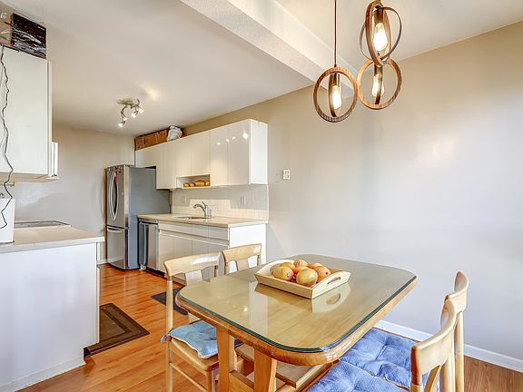 4th image of 14980 101a Ave #210