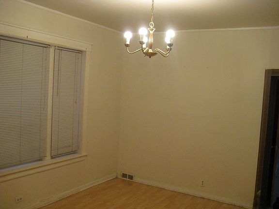 4th image of 4033 N Marmora Ave