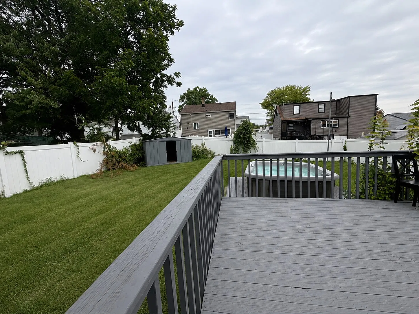 3 bed, 1008 sqft, $3,450 — Photo 2