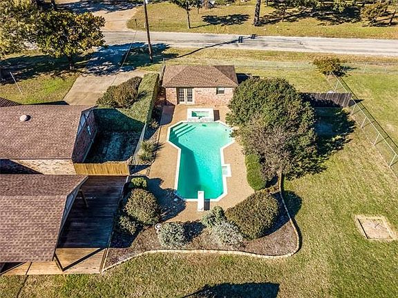 5th image of 648 Jacie Ct