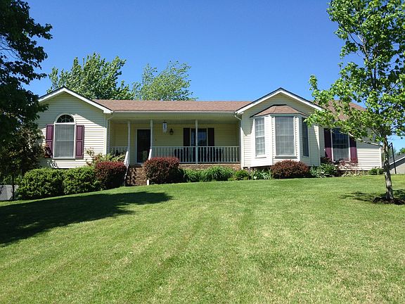 2nd image of 185 Shamrock Dr