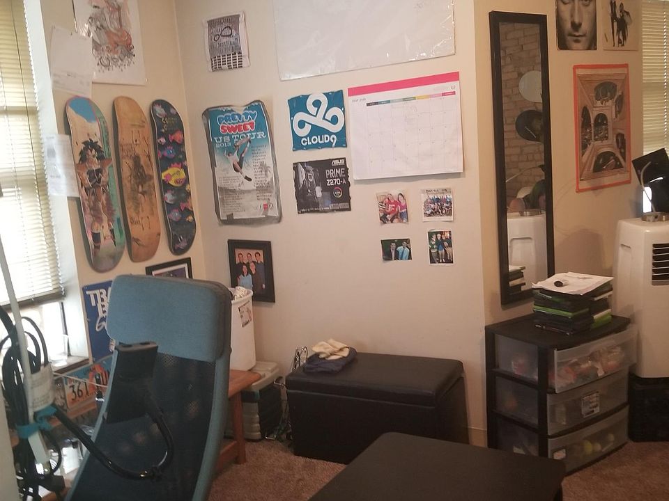 1st image of 928 Chicago Ave APT 30