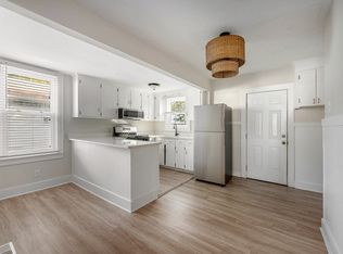 2755 E Surrey Dr #A, North Charleston, SC 29405