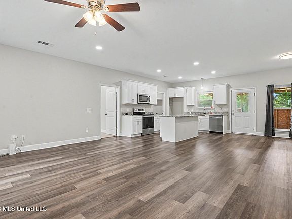 3rd image of 116 Holland Rd