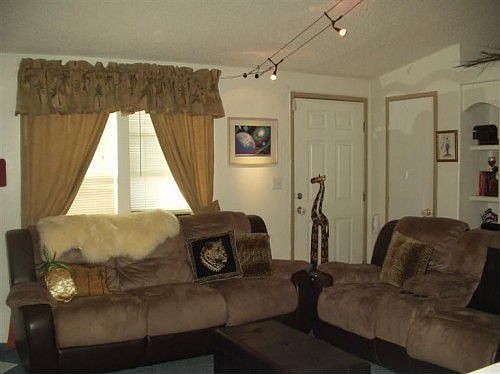 5th image of 36 Village Green Dr #38