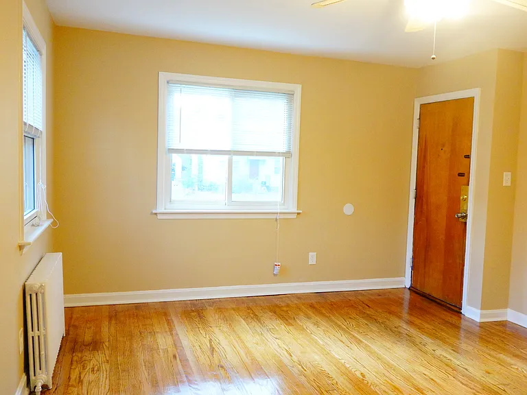 8203 Garland Ave — Photo 11