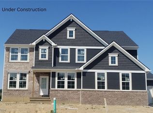 36680 W Shore Pkwy, North Ridgeville, OH