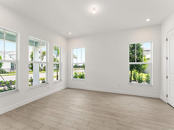 5th image of 785 SW Prairie Avenue