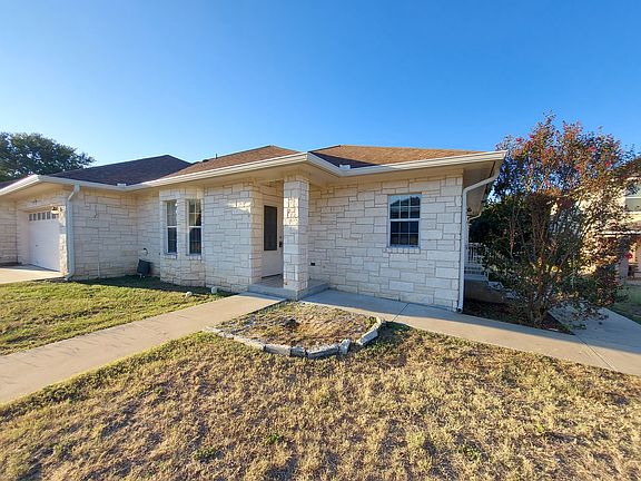 2nd image of 1504 Claremont Cir #B