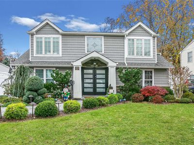 37 Island St, Plainview, NY, 11803