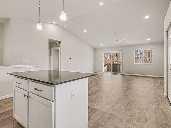 4th image of 4043 Sugarsand Ln