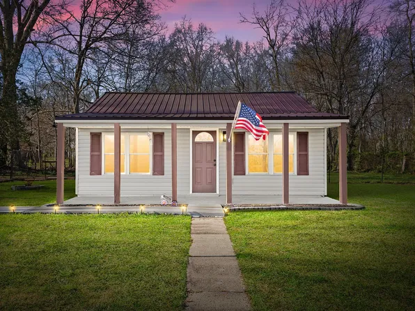 1595 Old Dover Rd, Clarksville, TN 37042